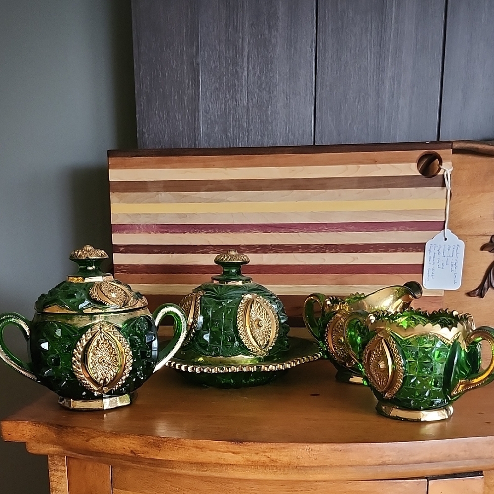 Elegant Green and Gold Glassware Set